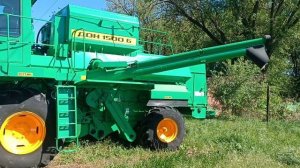 Комбайн Дон 1500Б.