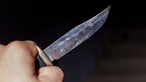 Подросток изрезал ножом 12-летнего одноклассника в Свердловской области