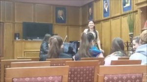 "Песня Глории" из оперетты "Цирк зажигает огни".