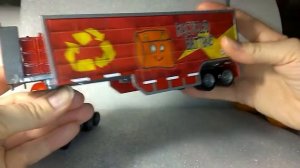 Обзор Тачки грузовик Питербилт Mattel 2009