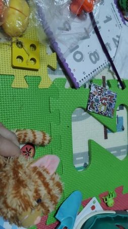 играем в мягкую игрушку