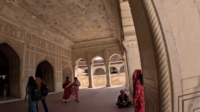 2025.03.02 - Красный форт Агры. смотреть онлайн