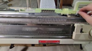 Вязальная машина Silver Reed (Riccar) 322/322 резинка 1х1 и жемчужная