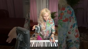 Упражнение на управление положением мягкого нёба в вокале. Как удержать нейтральную гортань.