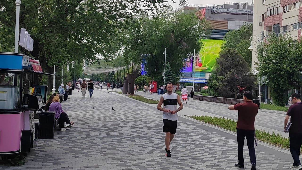 ДУХ СВЯТОЙ / МОЛИТВА В ЦЕНТРЕ АЛМАТЫ 🙏🙏🙏🔥