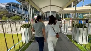 НАШУМЕВШИЙ ХОГО В КИТАЕ, УТКА ПО-ПЕКИНСКИ, ГУАНЧЖОУ, КА