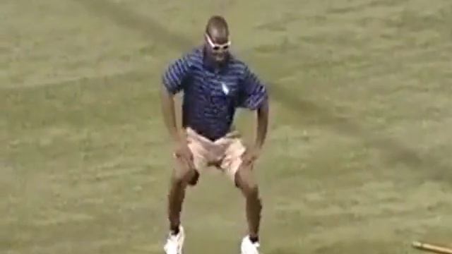 Все танцуют на поле смотреть онлайн