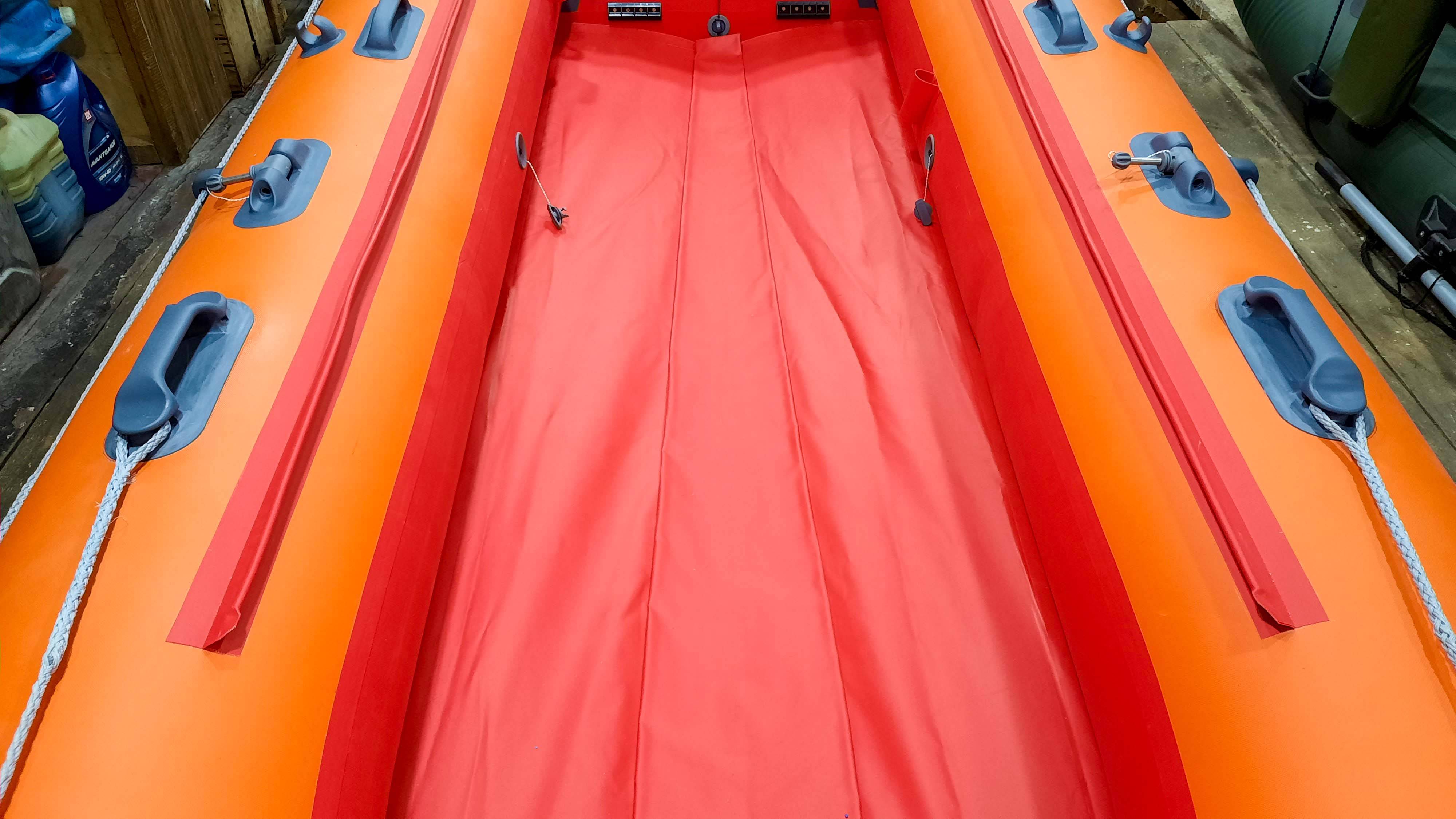 Приклейка Риб-ручек на лодку ПВХ, 24 мая 2025 года