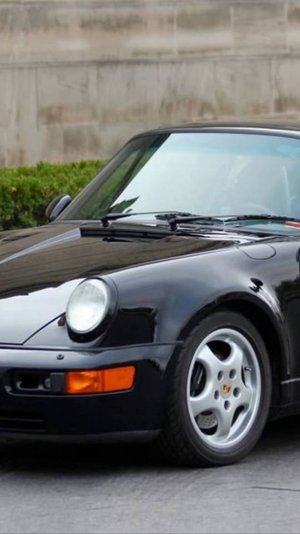 Porsche 911 (964) Carrera 4 - 1990 Norev 1:18
Коллекционная модель Норев масштаб 1:18