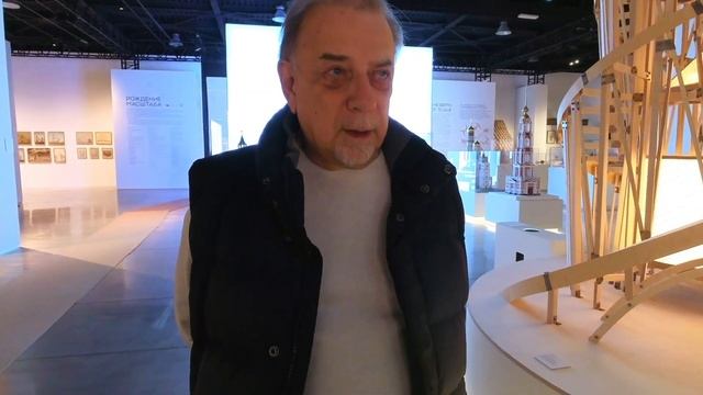 Рождение масштаба. О выставке и символике башни Татли?