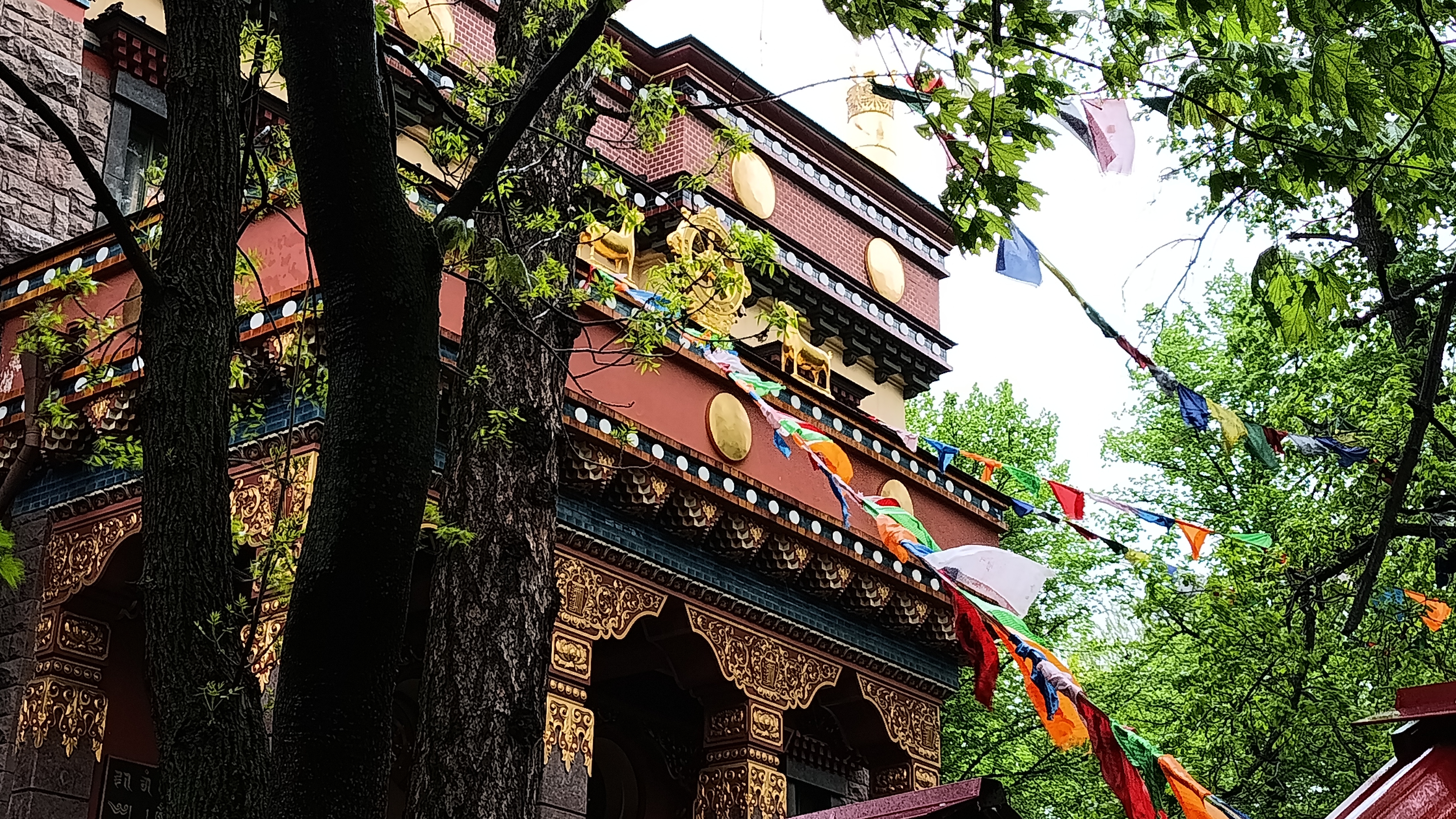 Самый северный буддийский храм в мире смотреть онлайн