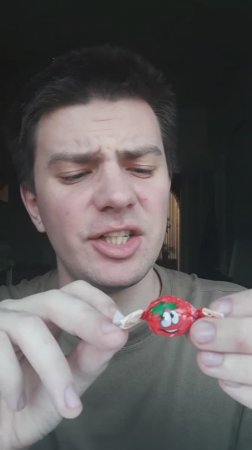 Конфета: "Живинка" (клубника с йогуртом)