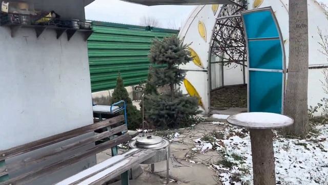 Еще одна зима пришла и лёдом озеро накрылось… смотреть онлайн