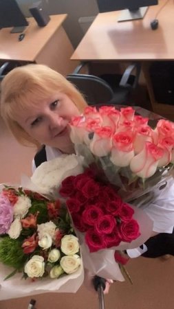 дарите женщинам цветы!