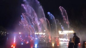 Фонтан на центральной плошади Ижевска