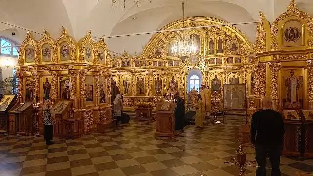 Неделя 23-я по Пятидесятнице. Мч. Платона. Мчч. Романа ди смотреть онлайн