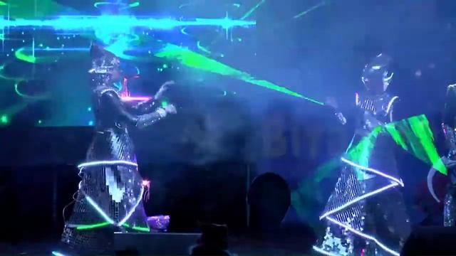 Зеркально шоу на дне Гостомеля 2017