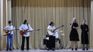 Солнце скрылось за горою