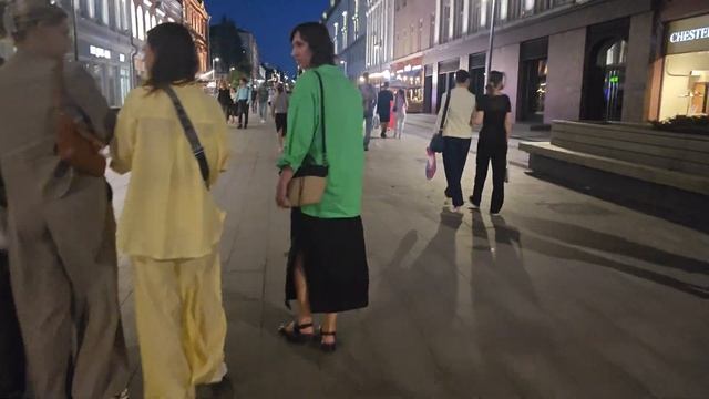 Нижний Новгород. Улица Большая Покровская вечером смотреть онлайн