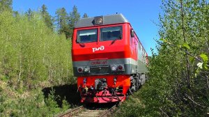 ТЭП70БС-061 со скорым пригородным поездом Туринск-Уральский — Екатеринбург-Пасс.