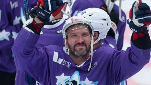 Овечкин поблагодарил НХЛ за вручение ему Приза Марка Мессье