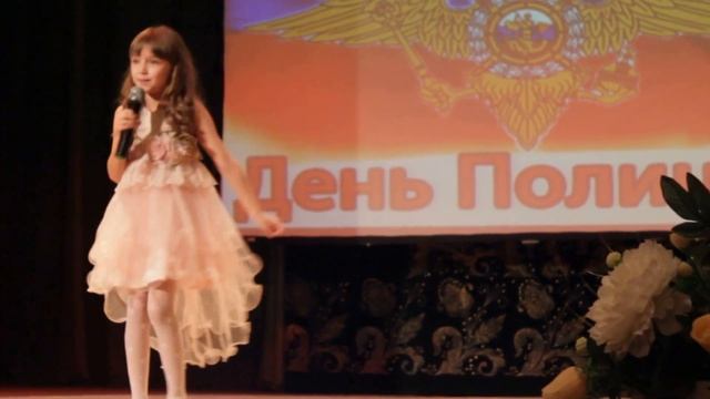 Камила Камалиева "Шэл бэйлэдем" с.Пестрецы Концерт на День Полиции , 9.11.16 смотреть онлайн