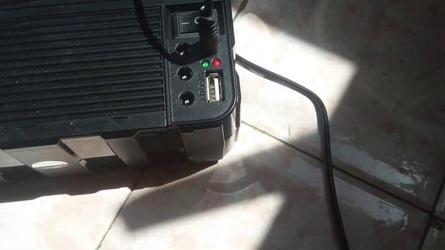 Зарядка освітлювальної системи EP-0138B смотреть онлайн