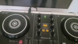 обзор и включение: pioneer ddj-200