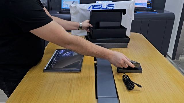 Ноутбук Asus ROG Zephyrus G16 GU605 в магазине Asus Store. Распаковка и смотреть онлайн