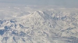Кавказский хребет с самолёта. Эльбрус. Архыз