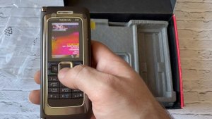 Nokia E90 Communicator. Распаковка.