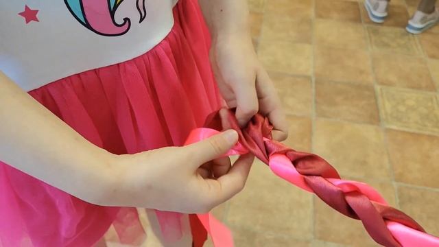 Девочки - такие девочки 💐 Рябинушка-ТВ. Детские новос? смотреть онлайн