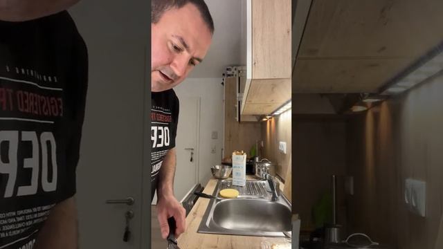 Засаливаю и ем сырой лосось! Общаюсь о Германии!