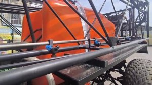 Загрузка опрыскивателя "Туман-3" на трал.
База "Бизнес-Гарант" г. Курск 26.05.2025.