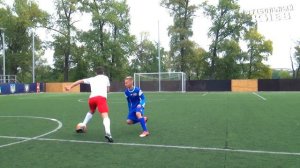 Финт Роналдиньо обучение. Финт Эластико. Football skills tutorial.