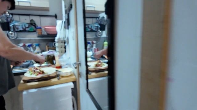 VlogСАМАЯ ВКУСНАЯ ШАУРМА ОТ МУЖАтолько еда мини влог ?