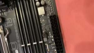 ASUS ROG STRIX B650E E GAMING WIFI Распаковка ,и как примерно выгляди?