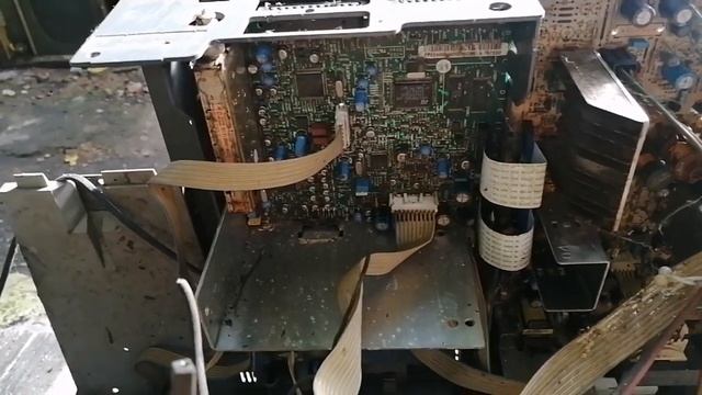 необычный телевизор, что в нутри? разбор. жесть!!! смотреть онлайн