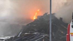 У гостиницы «Ленинградская» в центре Москвы вспыхнул пожар