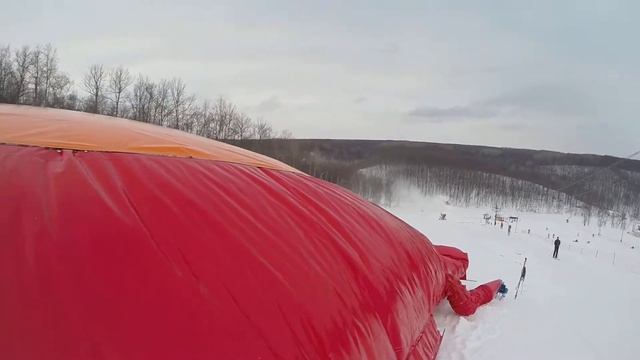 Прыжок с трамплина на аэроподушку1