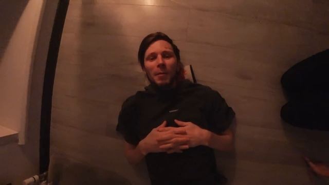 ДЕВУШКА ТРОГАЕТ МОИ ТОЧКИ / КУПИЛ MACBOOK на M3 смотреть онлайн