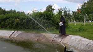 Уборка урожая на подворье монастыря в Марково Раменск