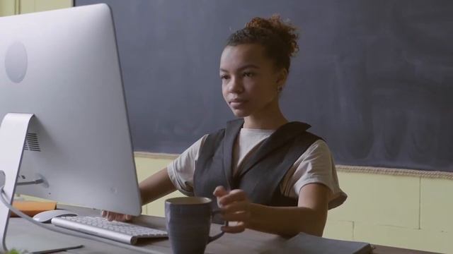 Антивирусная защита ПК с помощью бесплатных антивиру? смотреть онлайн