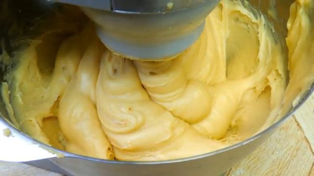 Профитроли из заварного теста со сгущенкой. Самый пошаговый рецепт приготовления.