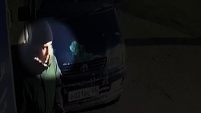 Полиция Читы попросила помощи в опознании мужчины, ко? смотреть онлайн