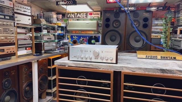 Усилитель Onkyo Integra A-819