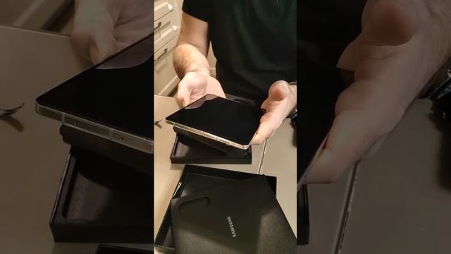 Купили новый телефон #Samsung Смартфон #GalaxyZFold 5 Global 12/256 ГБ, смотреть онлайн