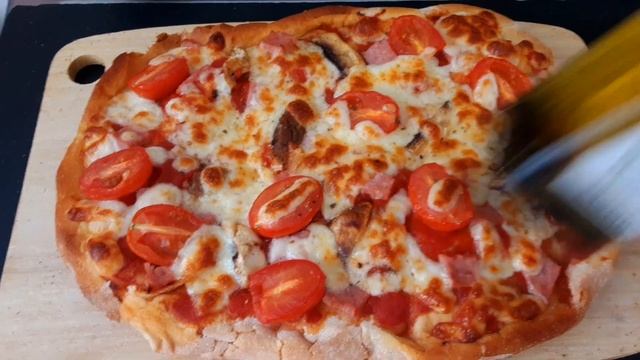 Фокачча с мясом, моцареллой, грибами/Пицца с моцарелло смотреть онлайн