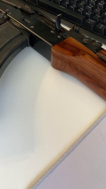 АКМ из Таркова в жизни \ AKM - Tarkov in life смотреть онлайн