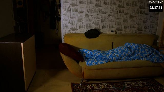 ПОЛТЕРГЕЙСТ снятый на камеру | Три ПРИЗРАКА в доме смотреть онлайн